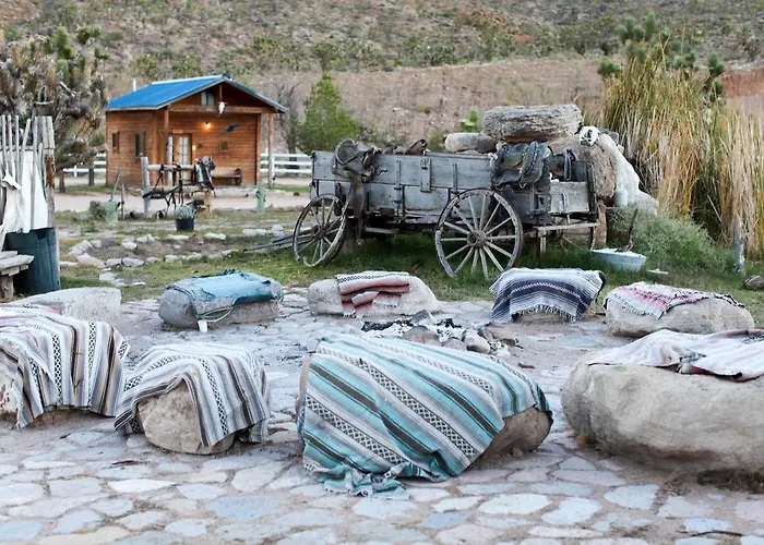 Grand Canyon Western Ranch Farm stay